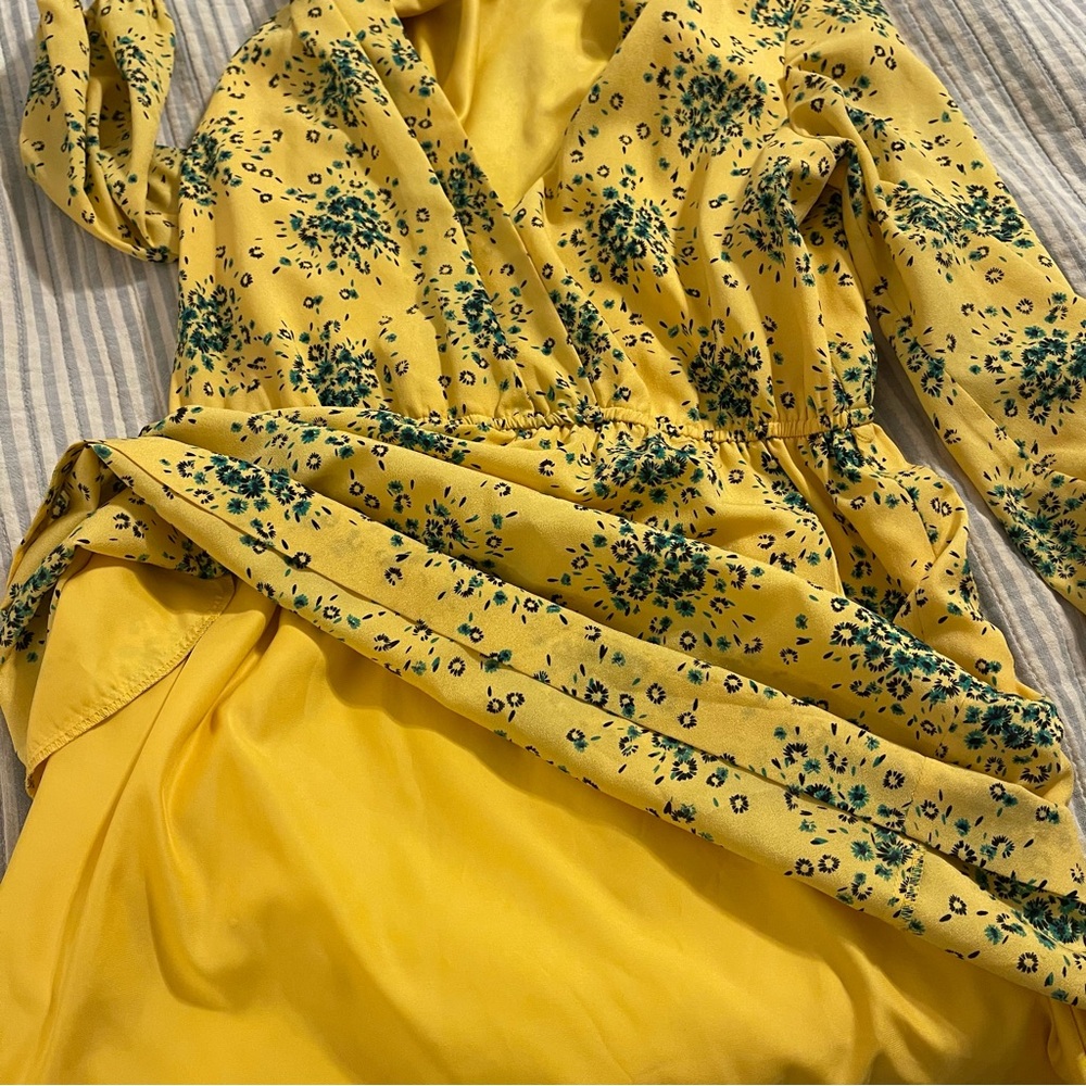 Kensie Women’s Dress Size Medium Yellow and Green Floral Midi Dress - Picture 11 of 13